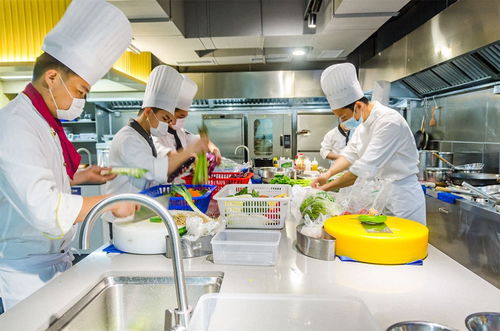 狠抓食品安全與質量 維士數字飲食中央廚房獲五大體系認證